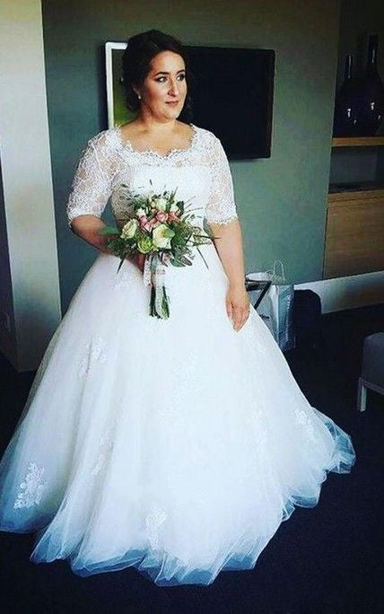Plus Size Wedding Dress White Lace Tulle with Half Sleeves